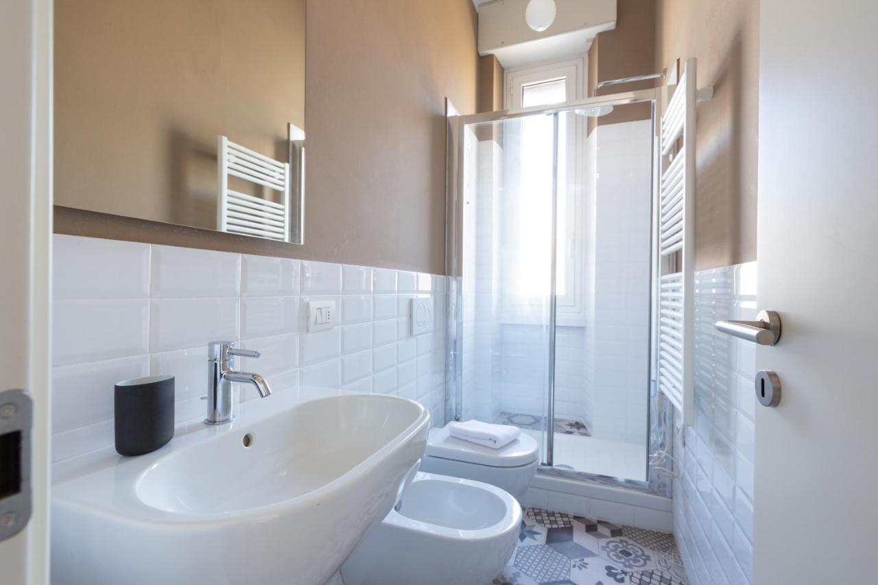 Porta Nuova Bright Studio With Balcony มิลาน ภายนอก รูปภาพ